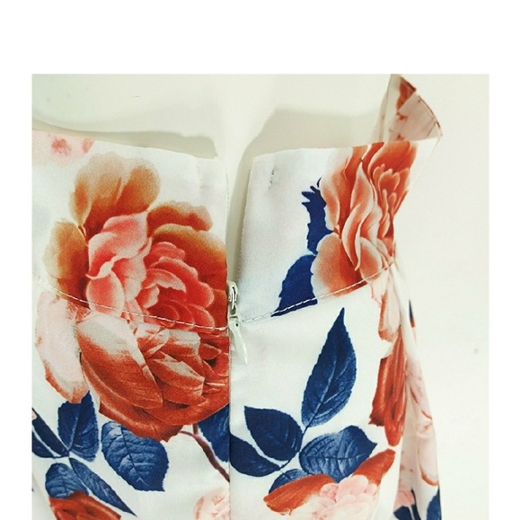 Chiffon Floral Romper - Picture 4 of 6